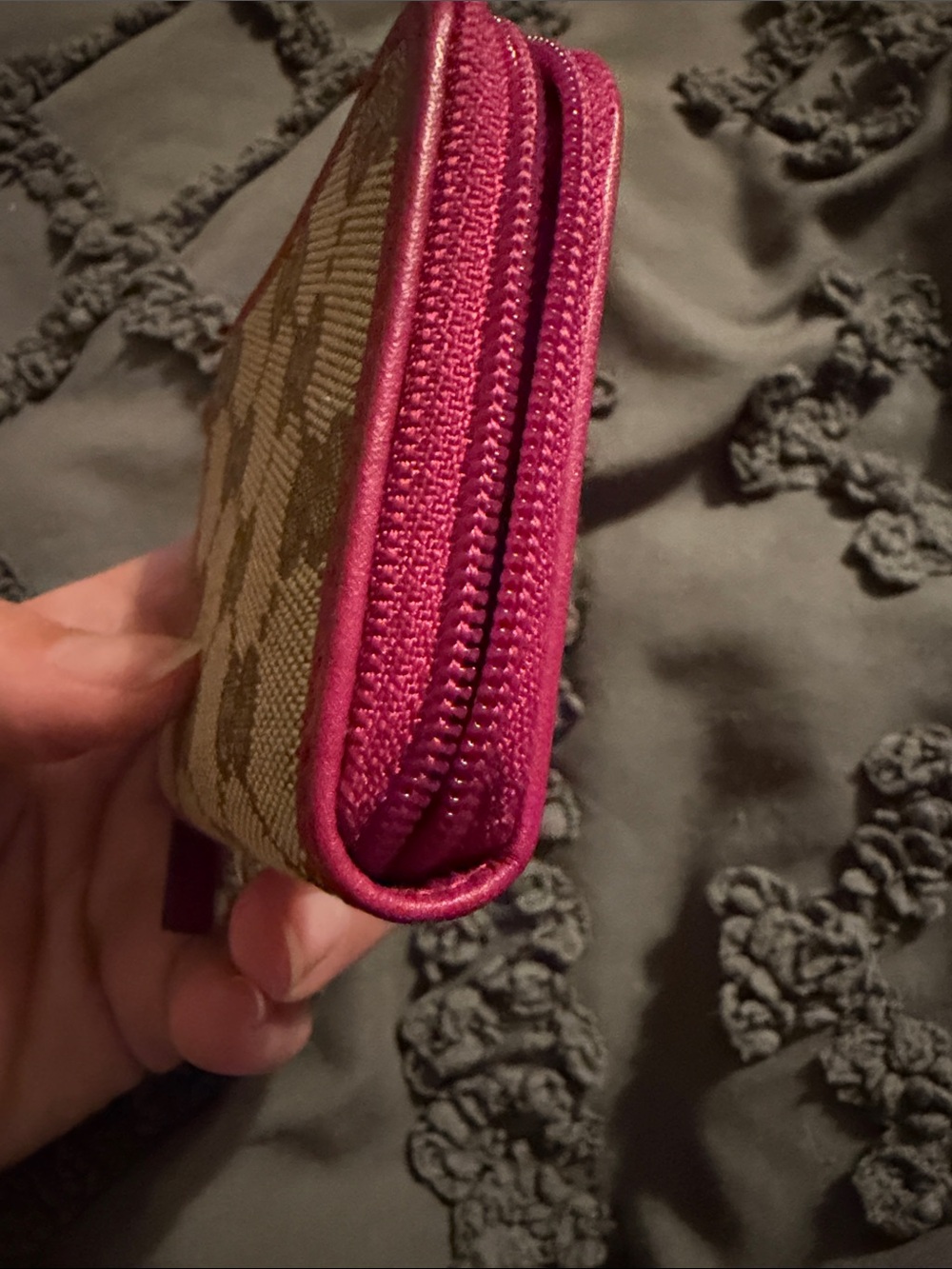 Gucci Beige Monogram Wallet with Pink Trim - Picture 6 of 11